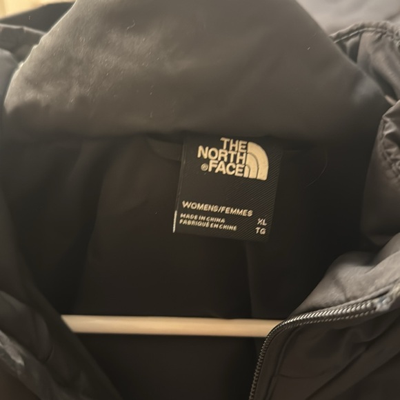 The North Face Women’s Black Aconcagua Parka Size XL - Picture 3 of 10